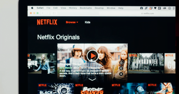 how-much-data-does-netflix-use-to-download-keepthetech